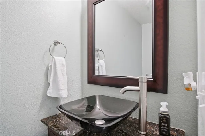 2213 Lionudakis Court, Modesto, California 95355