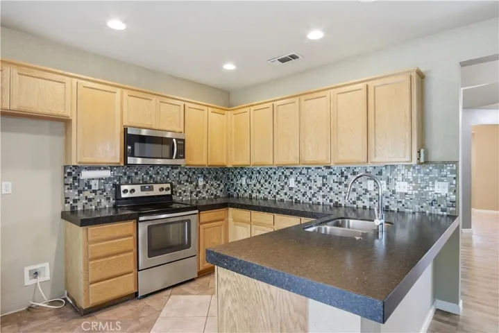 2213 Lionudakis Court, Modesto, California 95355