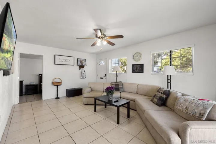 985 Fern Ave, Imperial Beach, California 91932