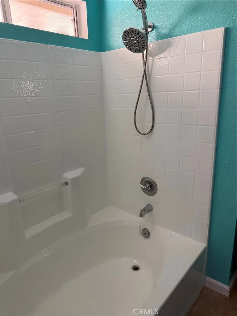 tub/shower