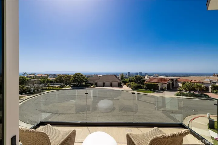 4 Narbonne, Newport Beach, California 92660