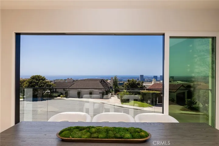 4 Narbonne, Newport Beach, California 92660