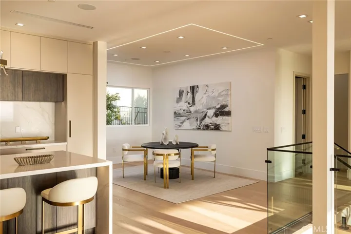 4 Narbonne, Newport Beach, California 92660