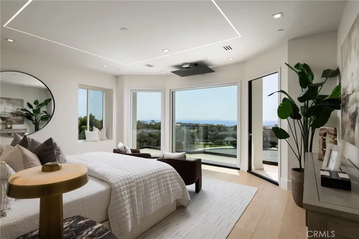 4 Narbonne, Newport Beach, California 92660