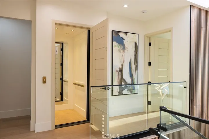 4 Narbonne, Newport Beach, California 92660
