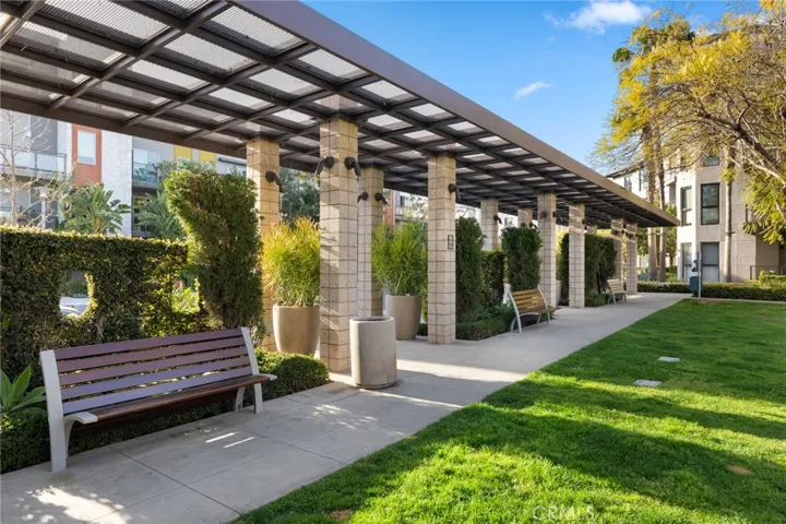 555 Rockefeller, Irvine, California 92612