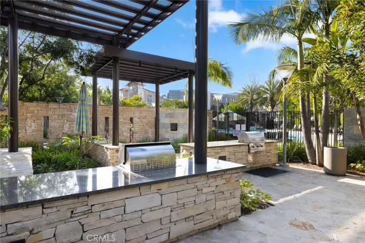 555 Rockefeller, Irvine, California 92612