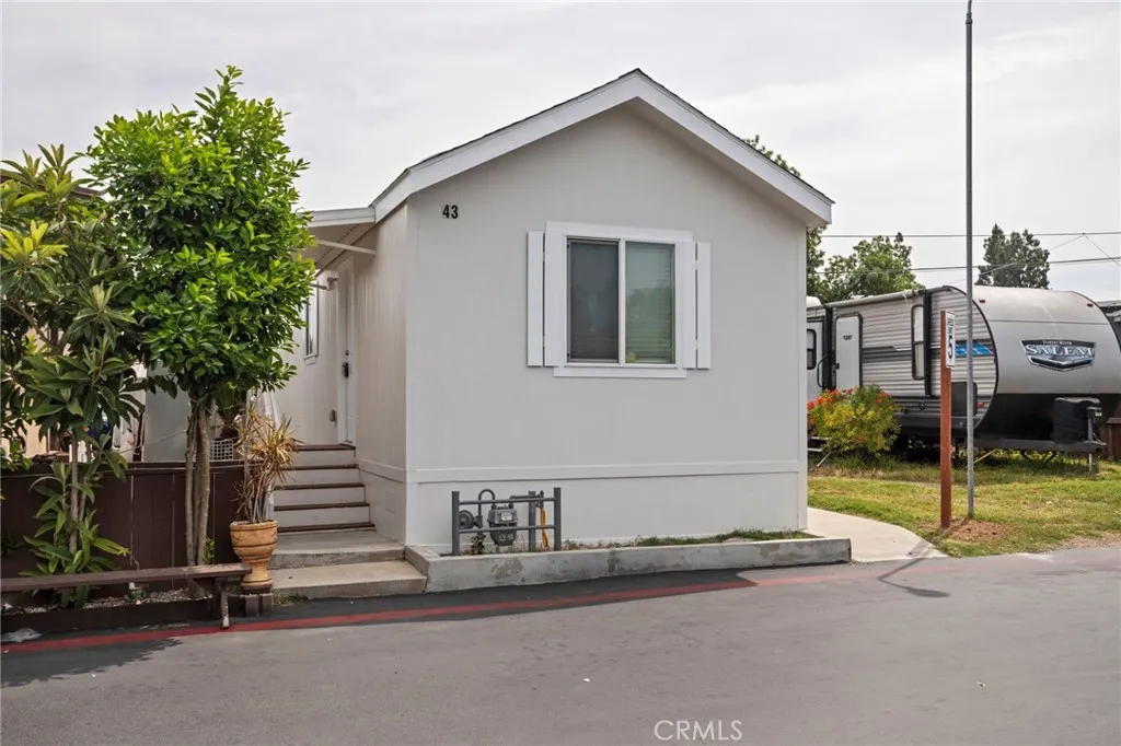 7650 Balboa Boulevard 43, Van Nuys, California 91406 — photo 4
