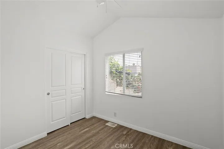 7650 Balboa Boulevard 43, Van Nuys, California 91406