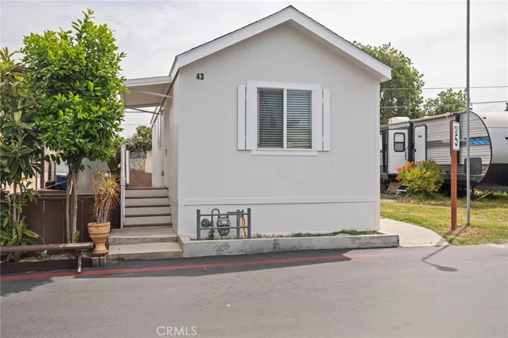 7650 Balboa Boulevard 43, Van Nuys, California 91406