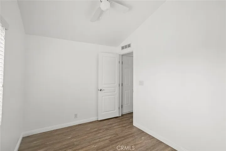 7650 Balboa Boulevard 43, Van Nuys, California 91406