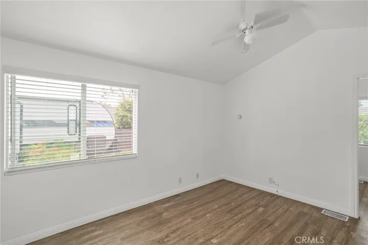 7650 Balboa Boulevard 43, Van Nuys, California 91406