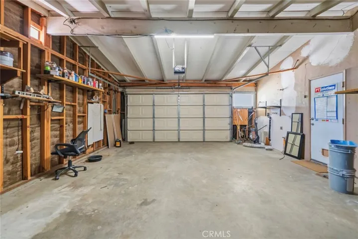 garage/workshop