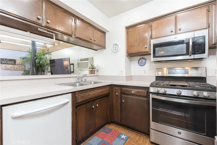 112 31st A, Newport Beach, California 92663