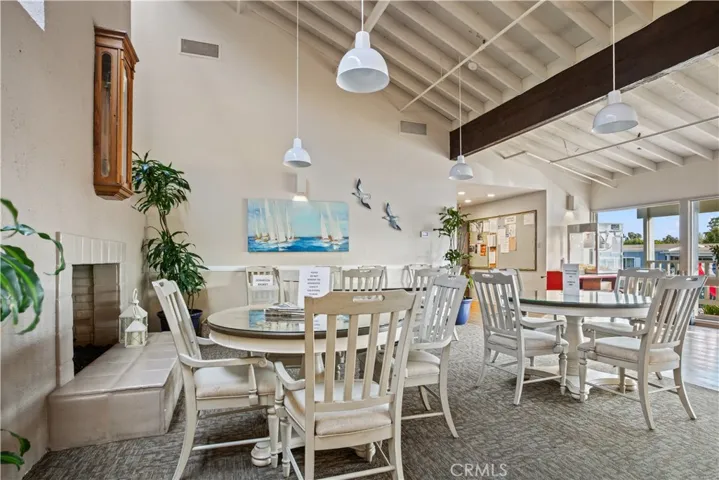 Clubhouse dining