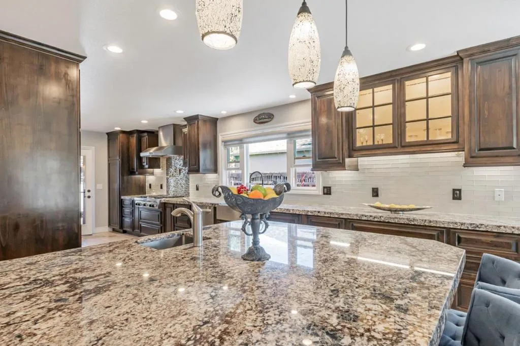 Kitchen/island view