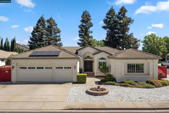 125 Deerglen Cir, Vacaville, California 95687