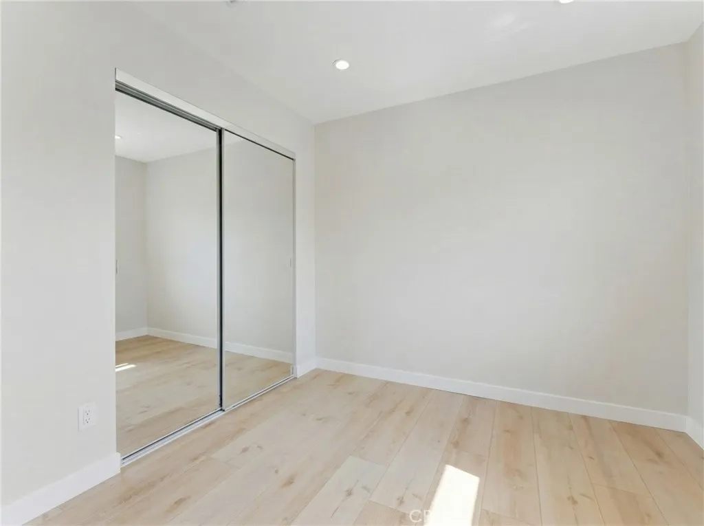 BEDROOM 2 (3RD FLOOR)