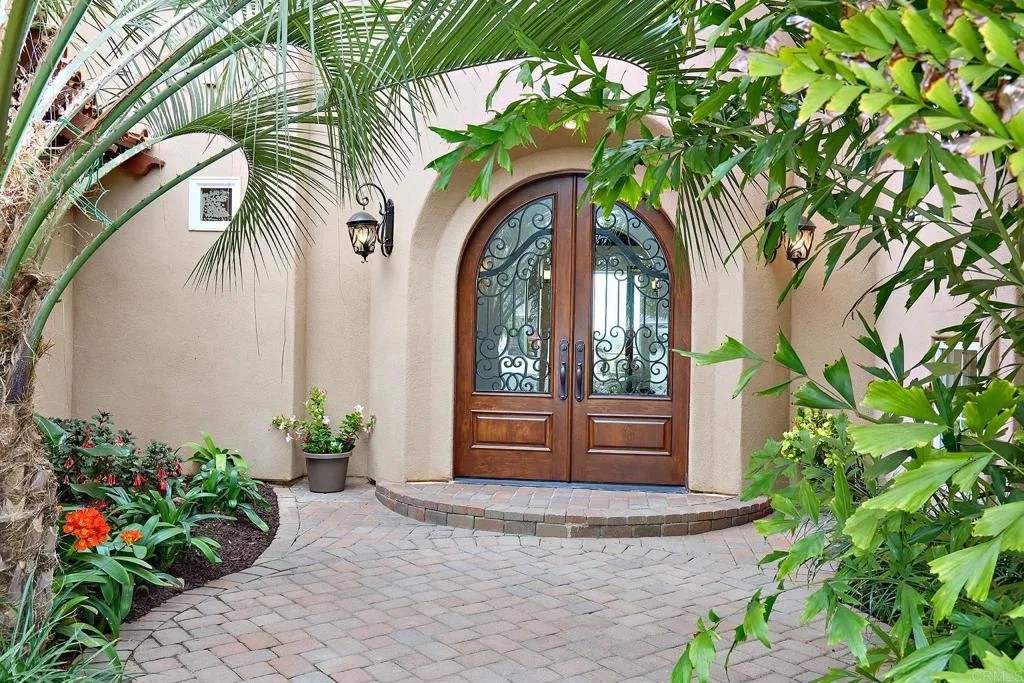 6811 Vianda Court, Carlsbad, California 92009 — photo 5