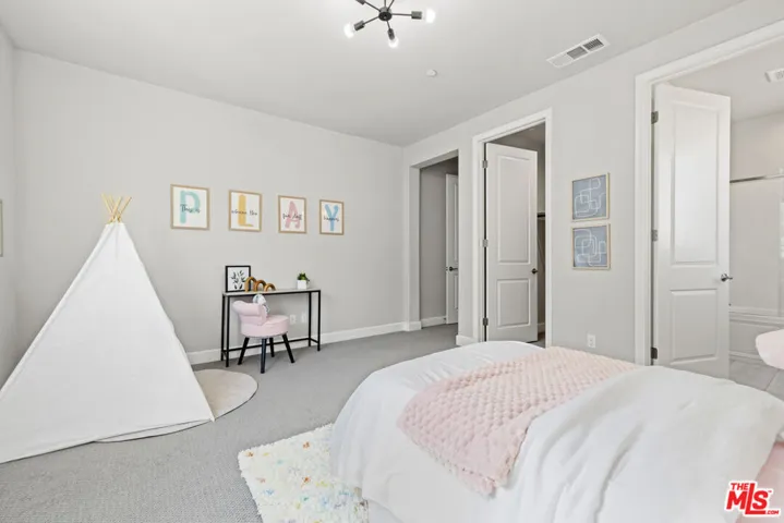 24220 Sterling Ranch Road, West Hills, California 91304