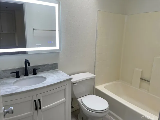 18250 Shamrock Street, Fontana, California 92336