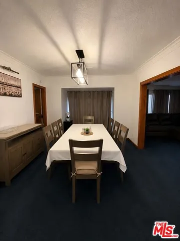 Family Dining Area 2