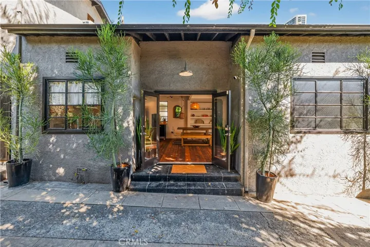 654 S Soto St, Los Angeles, California 90023