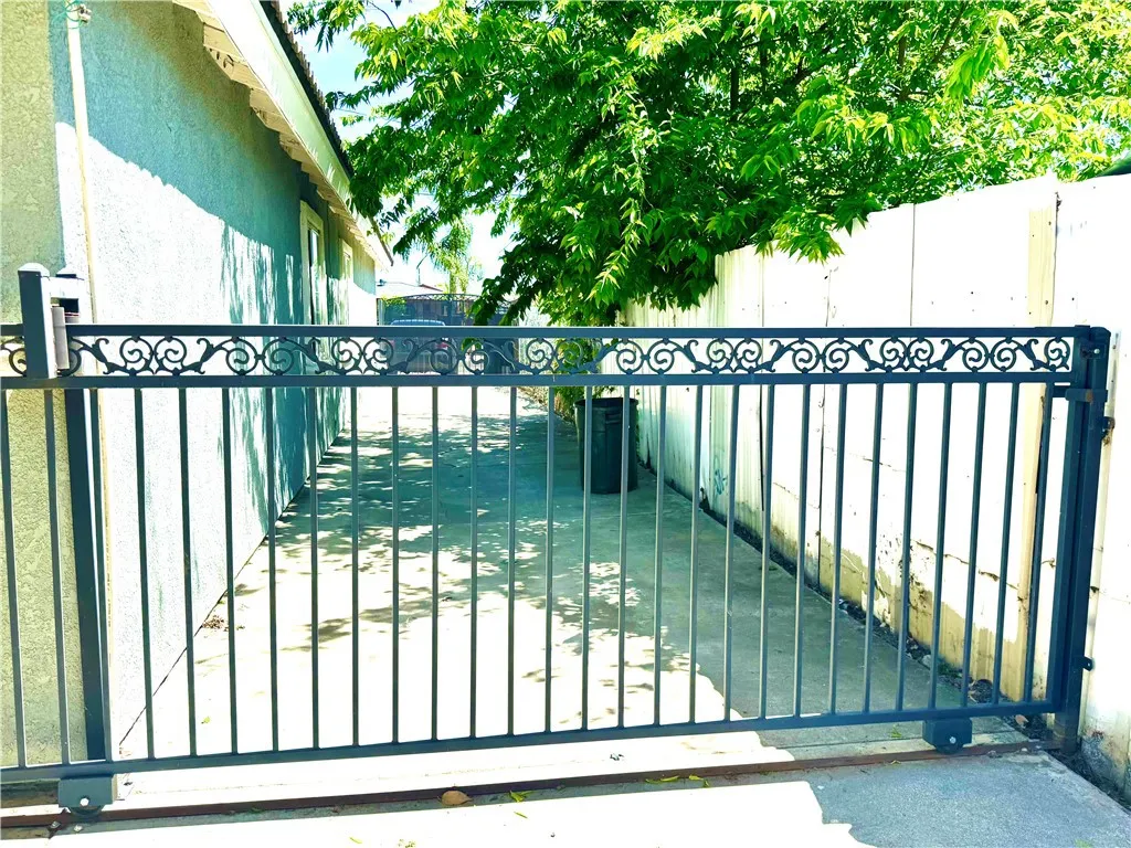  RV Entrance.