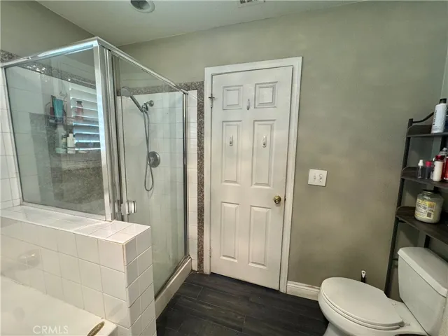  Master Bathroom - side 2
