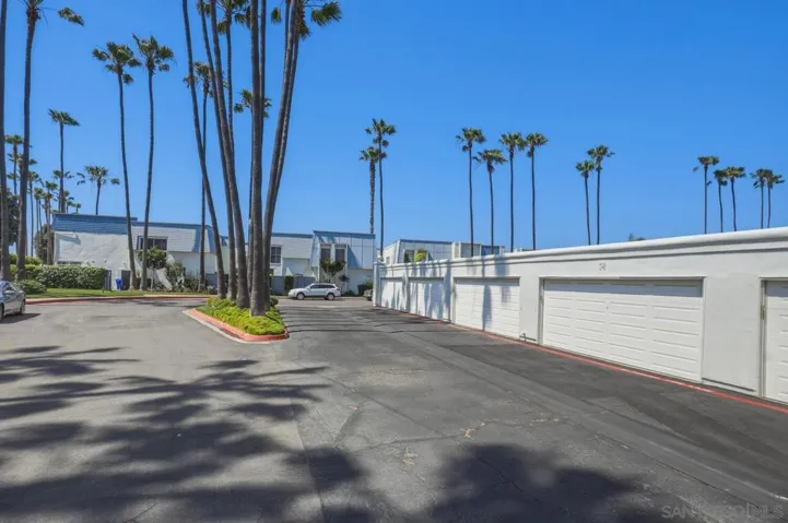 106 Antigua Court, Coronado, California 92118