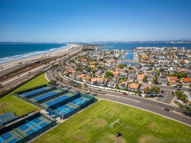 106 Antigua Court, Coronado, California 92118