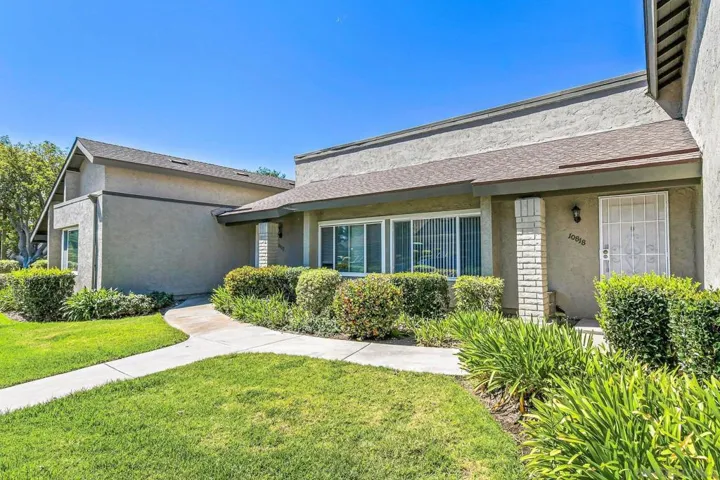 10818 Lamentin Ct, San Diego, California 92124