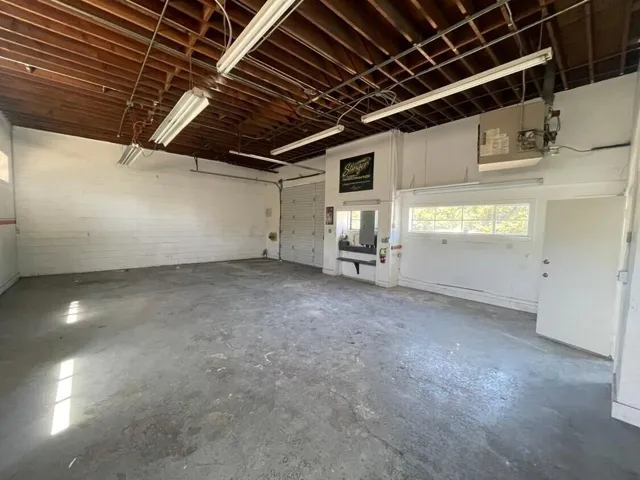 780 Old County Road, Belmont, California 94002
