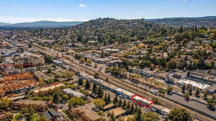 780 Old County Road, Belmont, California 94002