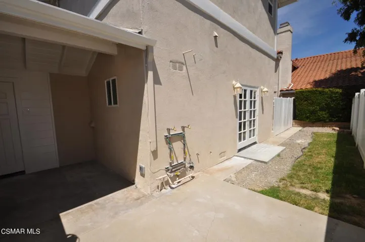 7756 Private Yard