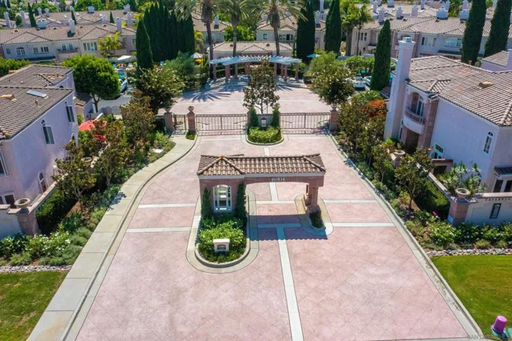 5448 Renaissance, San Diego, California 92122