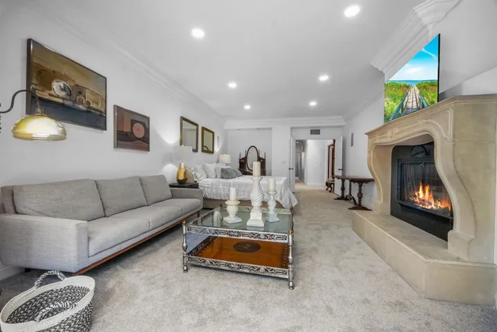5448 Renaissance, San Diego, California 92122