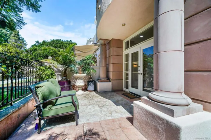 5448 Renaissance, San Diego, California 92122