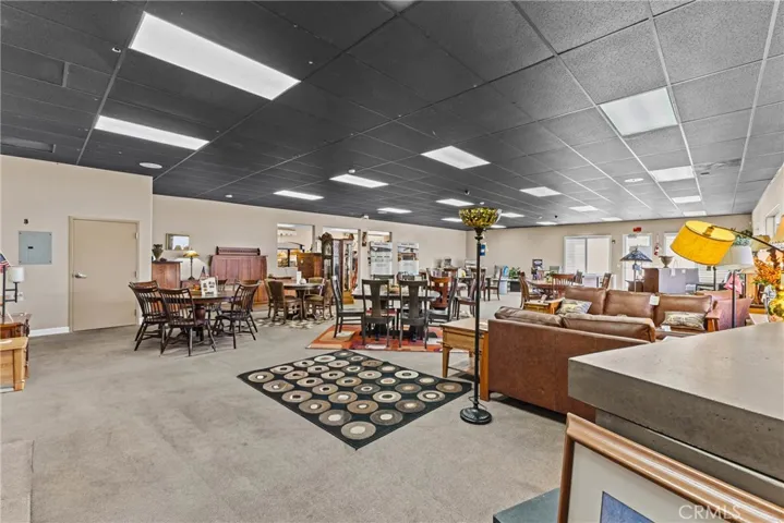 12033 Mariposa, Hesperia, California 92345
