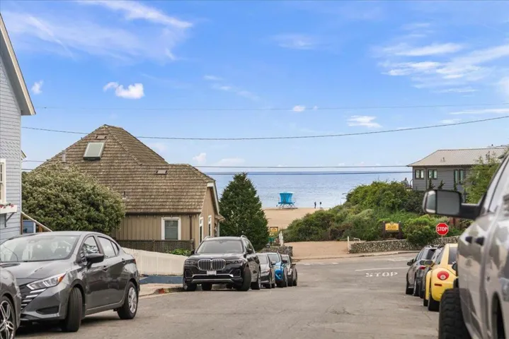 116 Mott Avenue, Santa Cruz, California 95062