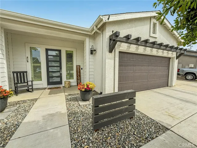 9218 Manor Glen, Shafter, California 93263