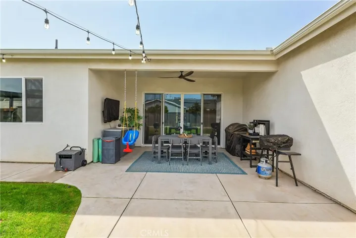 9218 Manor Glen, Shafter, California 93263