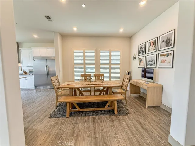 9218 Manor Glen, Shafter, California 93263