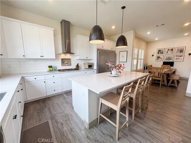 9218 Manor Glen, Shafter, California 93263