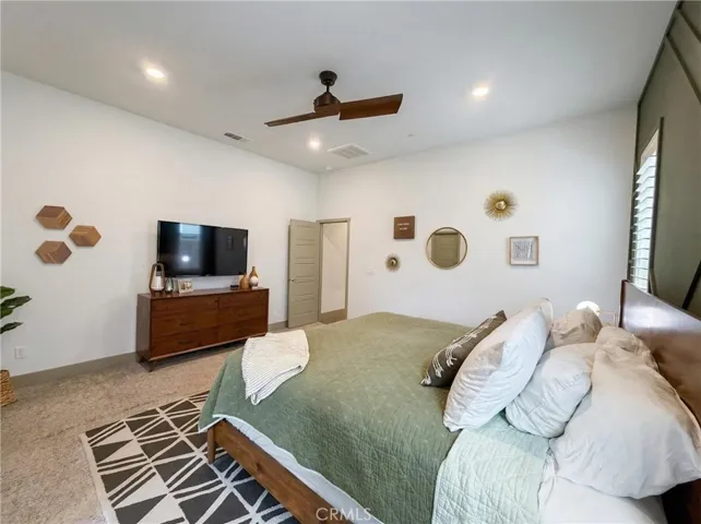 9218 Manor Glen, Shafter, California 93263