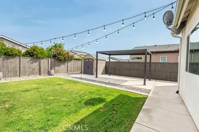 9218 Manor Glen, Shafter, California 93263
