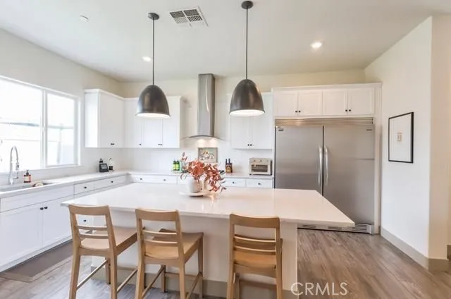 9218 Manor Glen, Shafter, California 93263