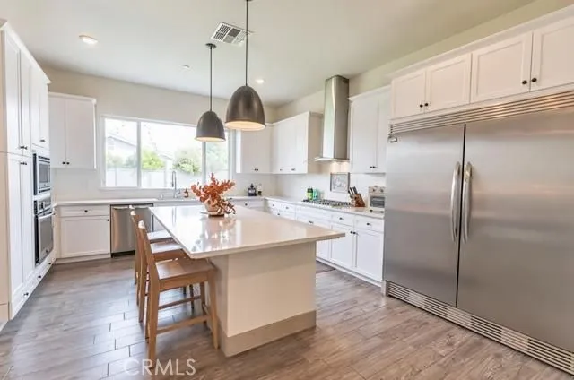 9218 Manor Glen, Shafter, California 93263