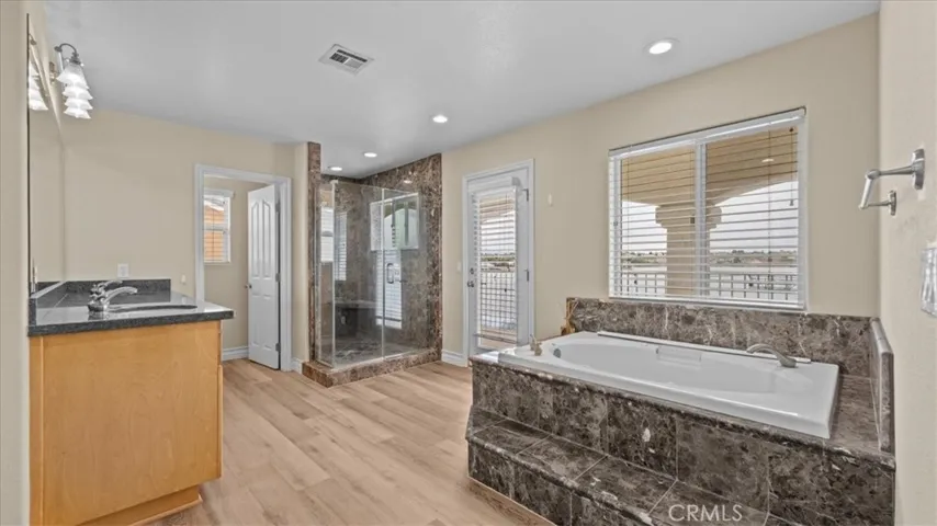 13310 Sea Gull, Victorville, California 92395