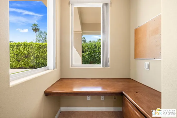 1691 Ponderosa Way, Palm Springs, California 92264